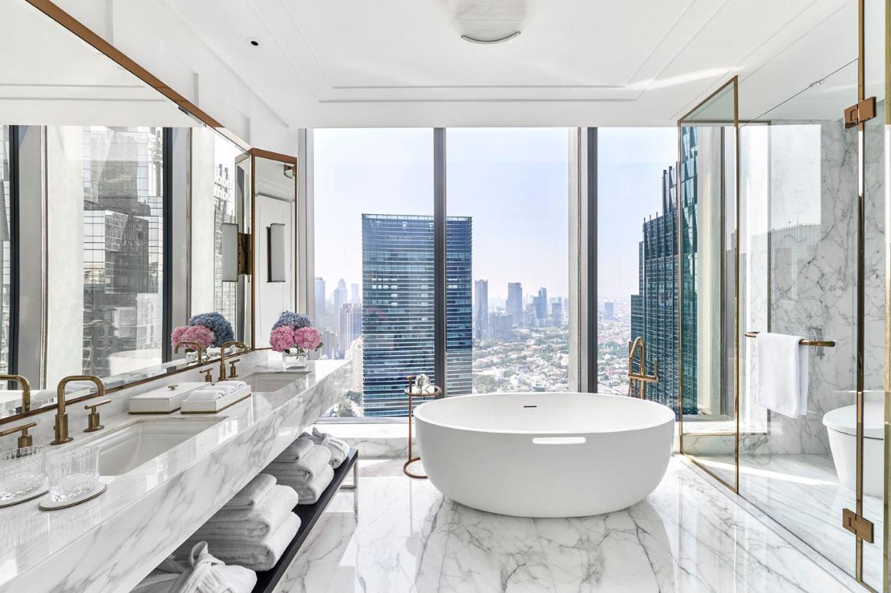 The Langham, Hotel