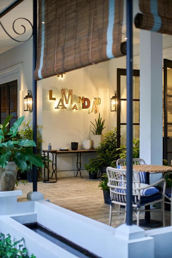 Hotel Lamandau House *