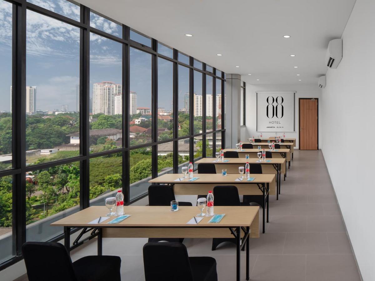 Hotel 88 Blok M By Wh Jakarta