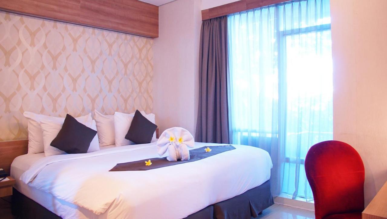 Gp Mega Kuningan 3*