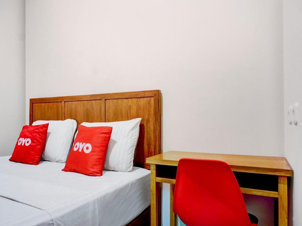 Hotel Oyo 90629 The Srengseng 2*