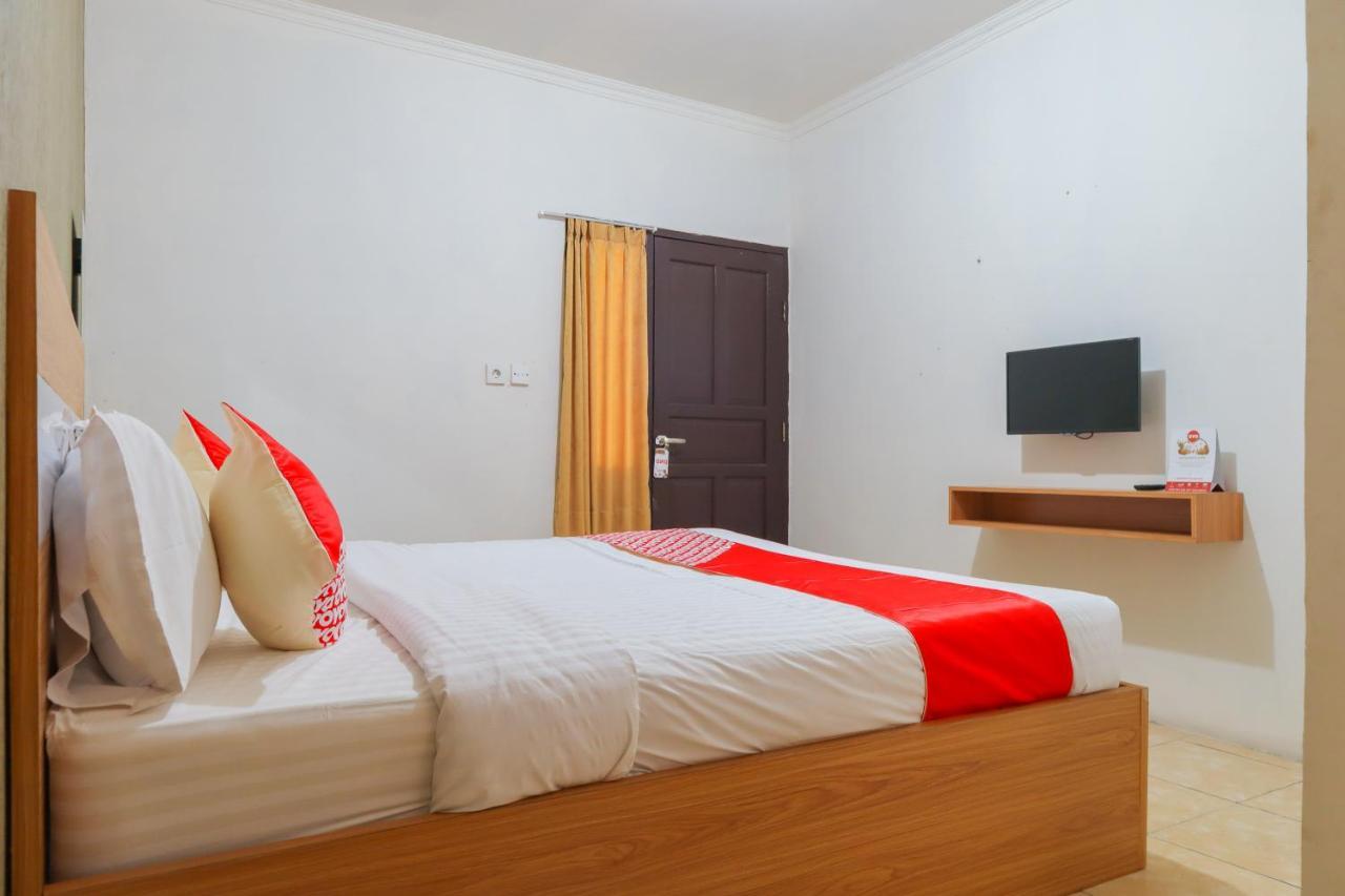 Khách sạn Oyo 2547 Assirot