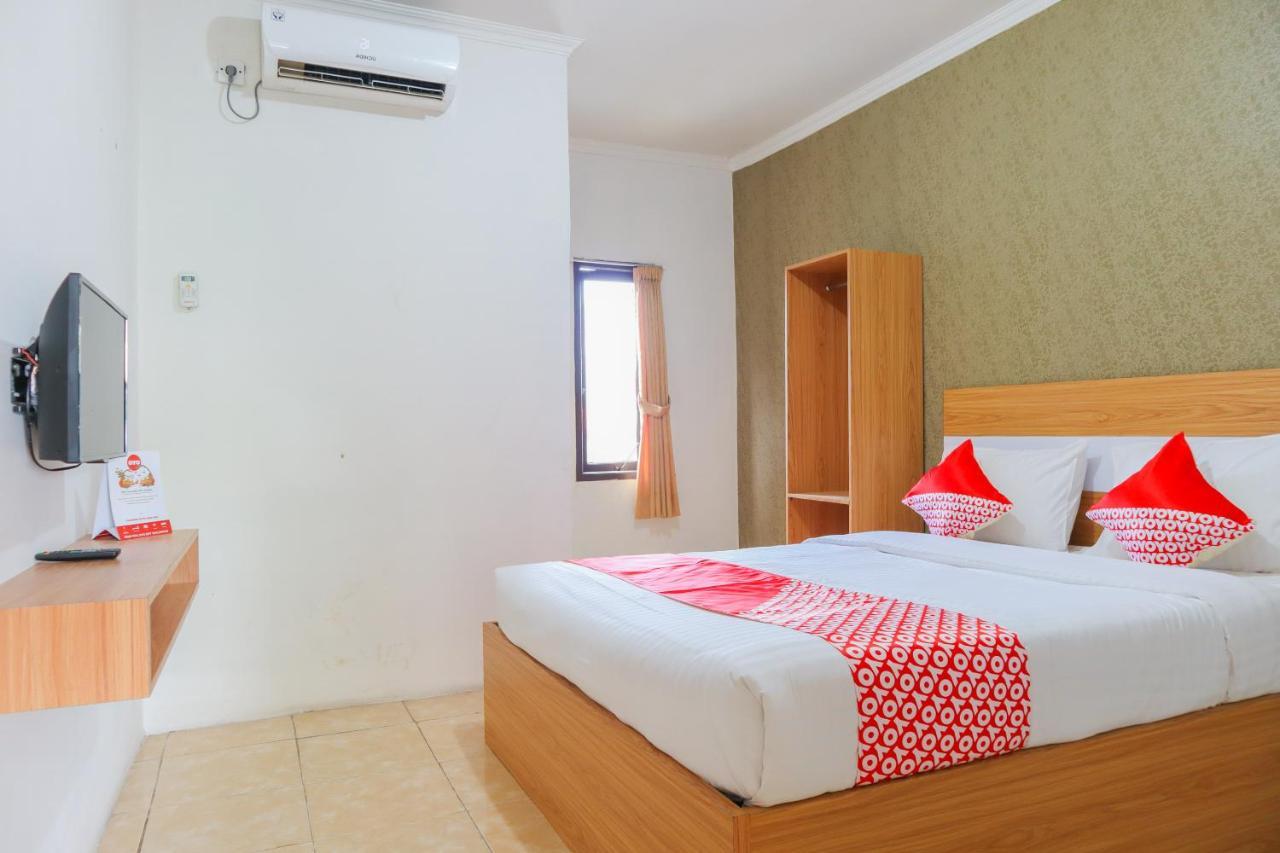 Khách sạn Oyo 2547 Assirot Jakarta