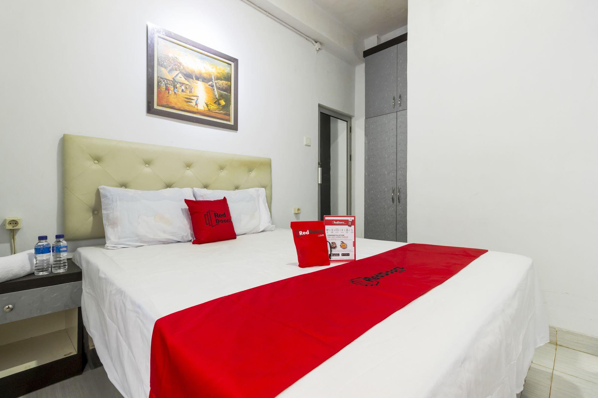 Reddoorz Near Gajah Mada Plaza 2 2* Jakarta