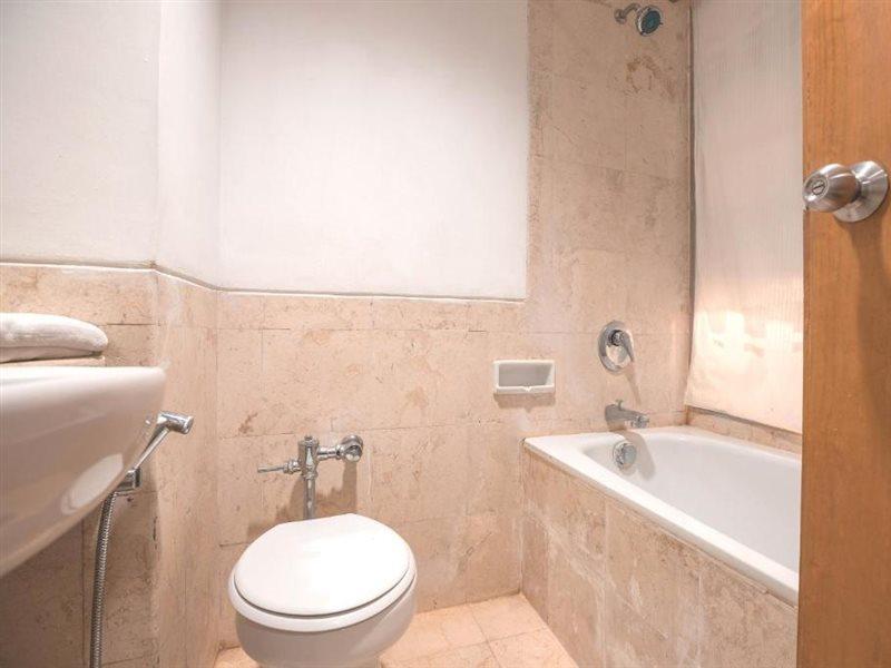 Bulevar Tanjung Duren Hotel 2*