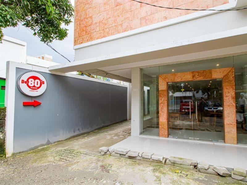 Casa de hóspedes De 80's Labu Jacarta
