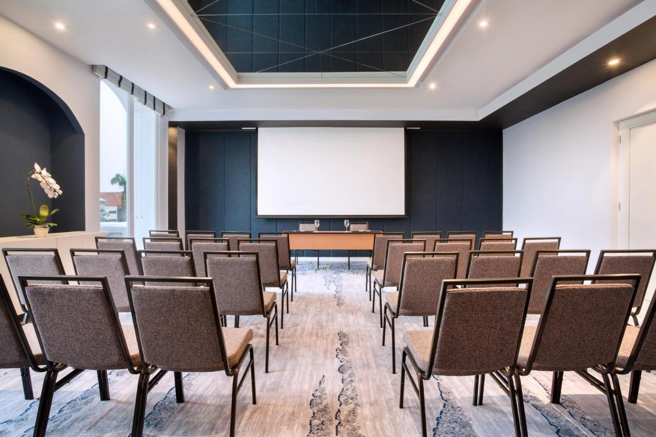 Hotel Mercure Batavia