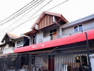 Reddoorz Near Mall Kelapa Gading Guest house