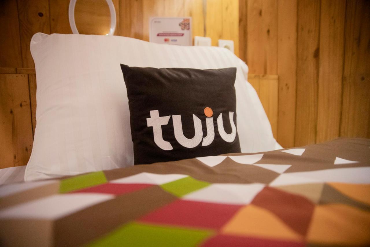 Hostel Tuju Arteri Pods