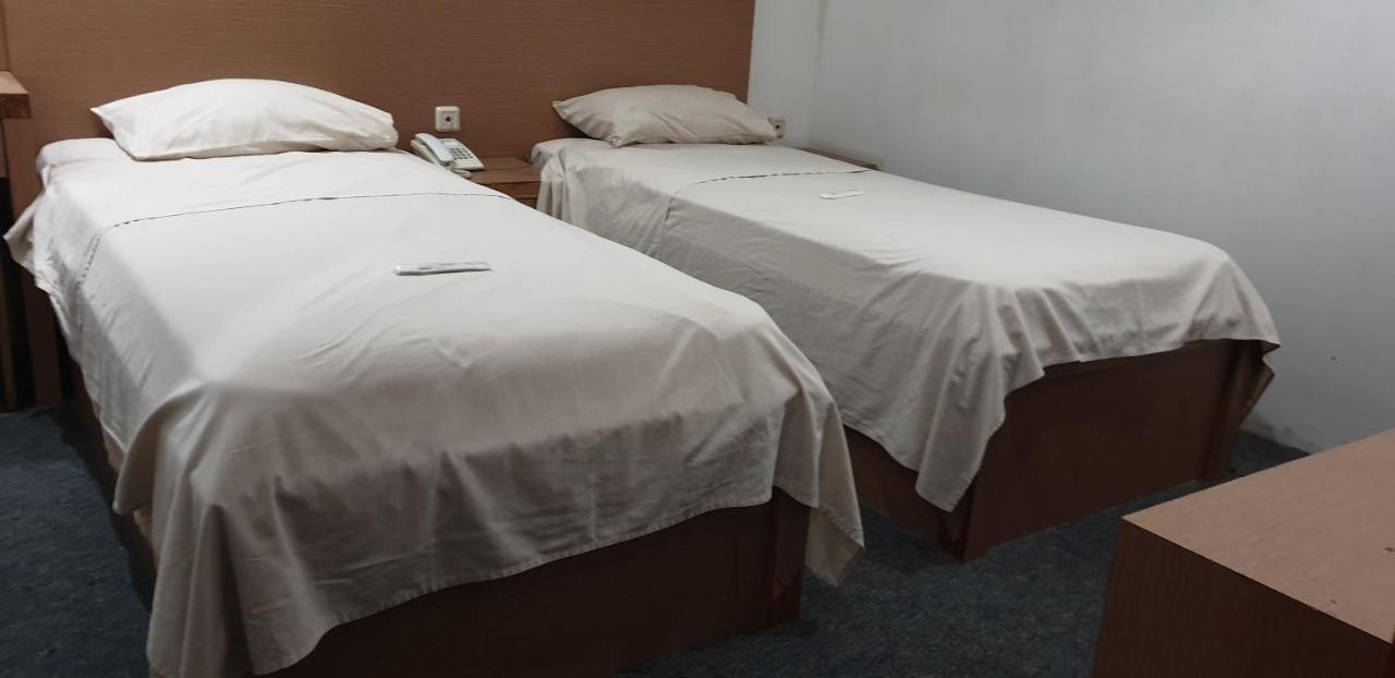 Hotel Wir *