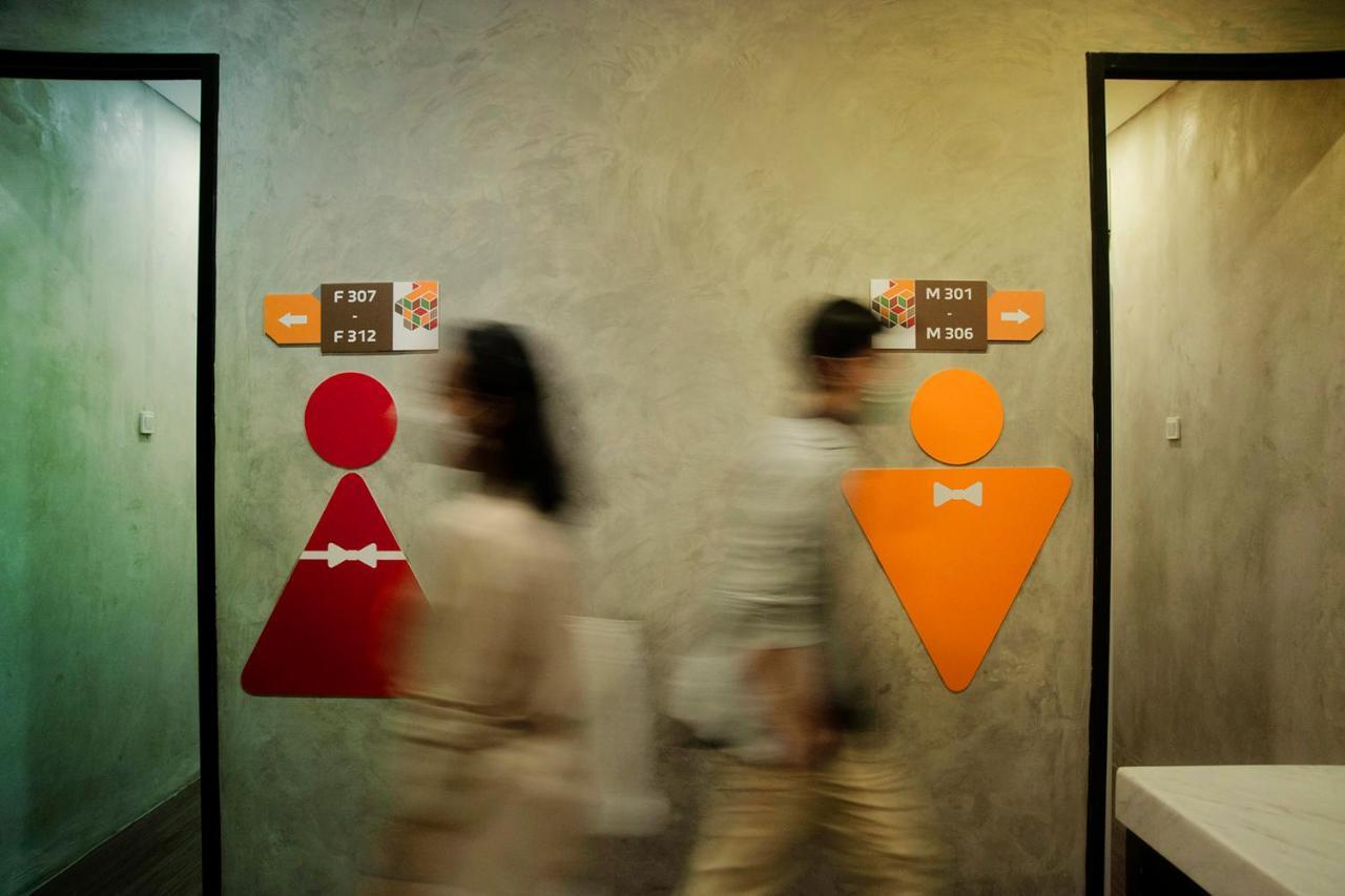 Hostel Tuju Arteri Pods Jakarta