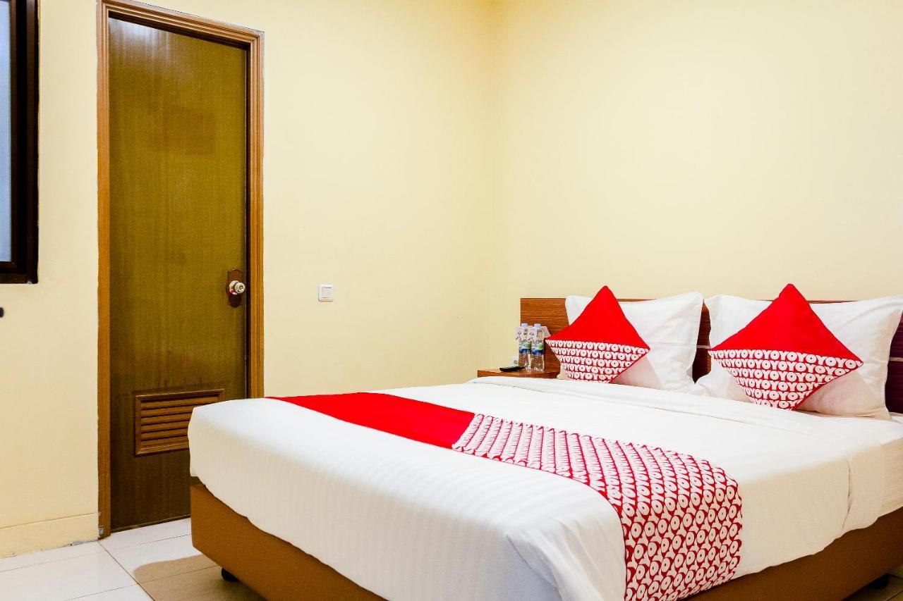 Capital O 137 Permata Tawakal Hotel