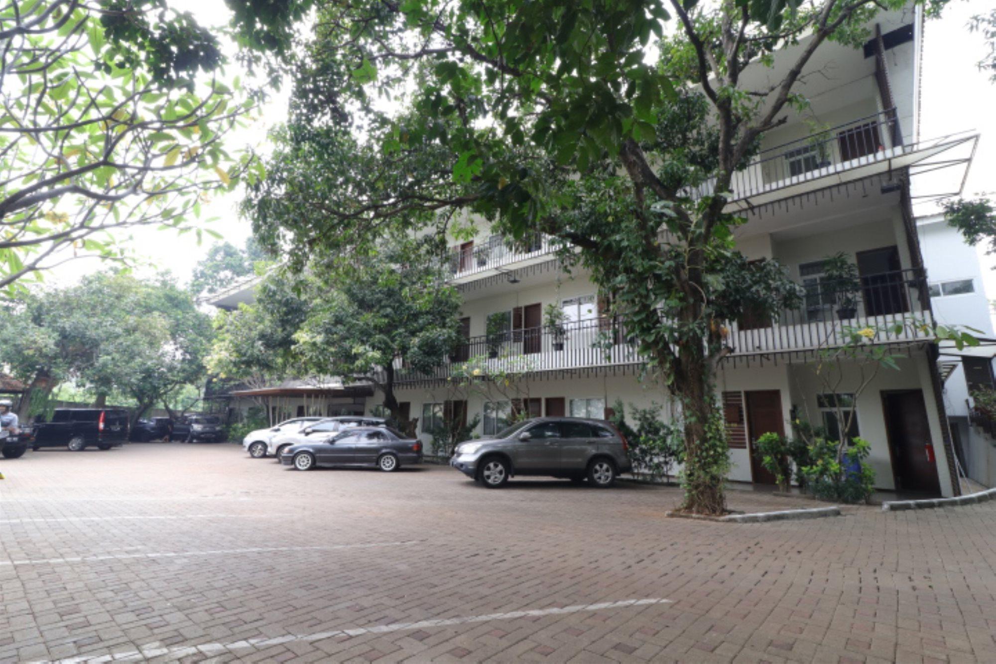 Pejaten Valley Guest house 4*