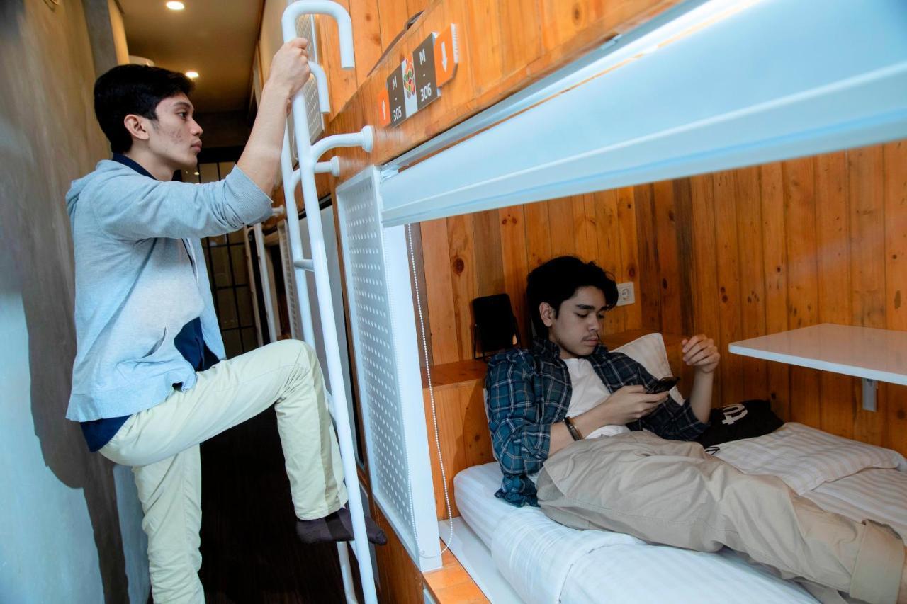 Tuju Arteri Pods * Jakarta