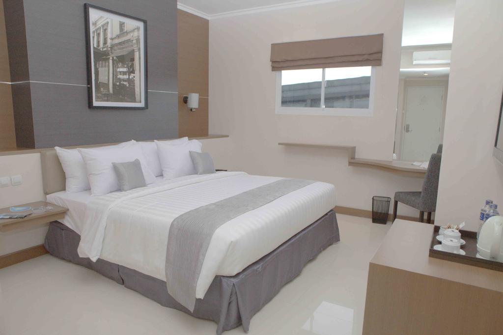 T Hotel