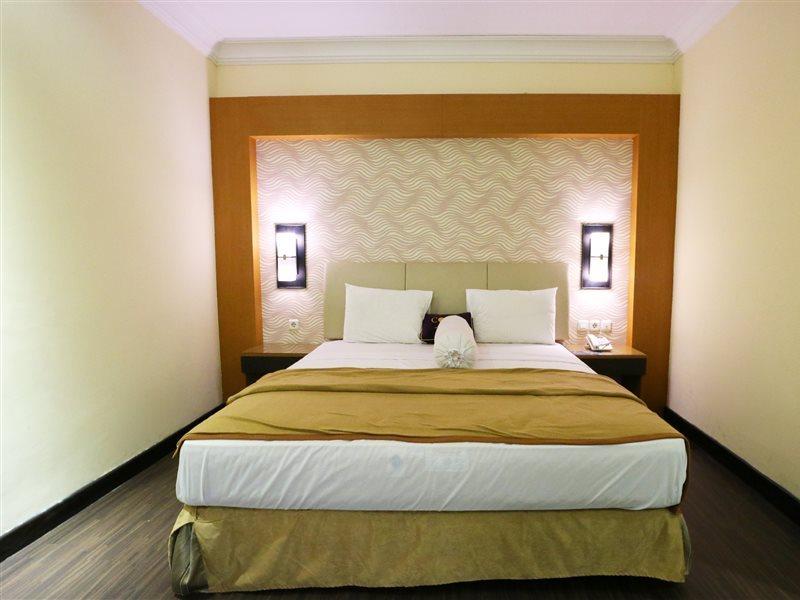 Hotel Coins