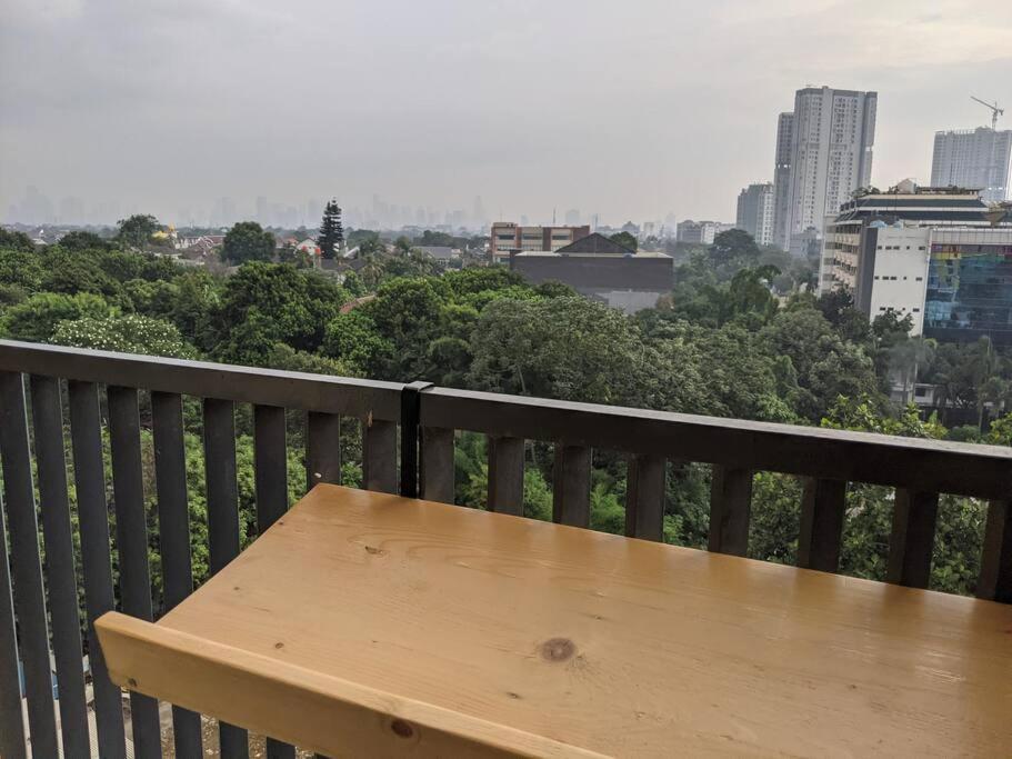 Apartment Pejaten Park 1 Bedroom Sage Smart Tv, Netflix, Prime, Youtube Jakarta