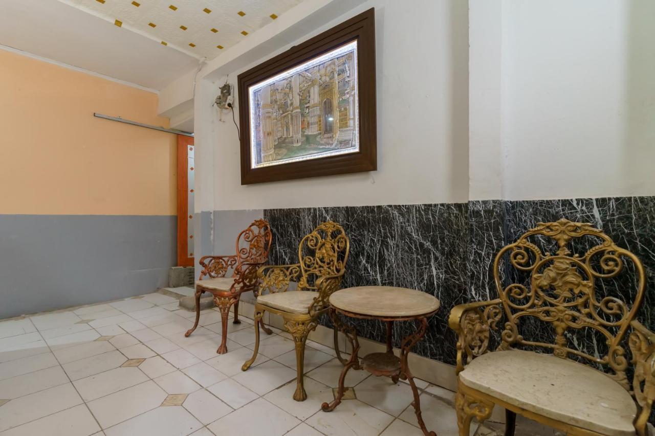 Reddoorz Syariah Near Universitas Borobudur Hotel Jakarta
