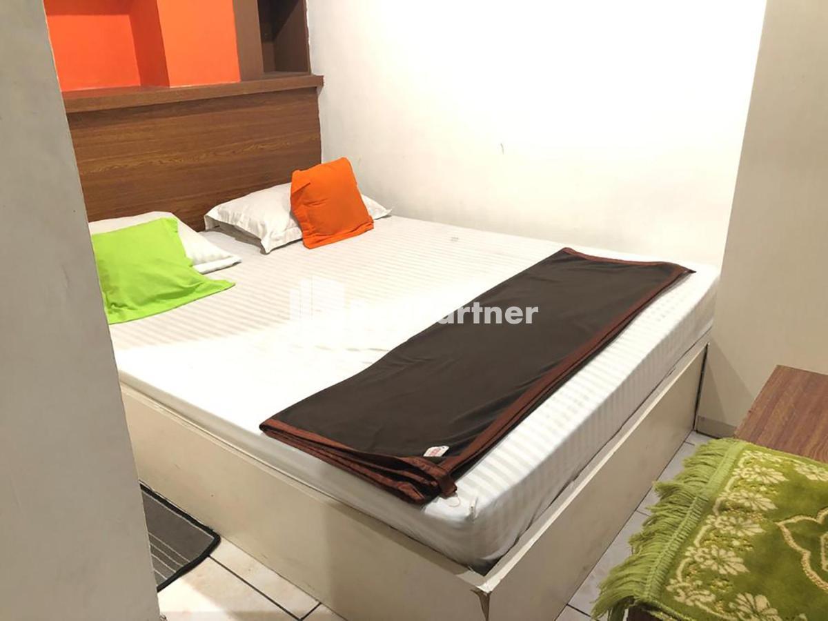 Seungit Syariah Tebet Mitra Reddoorz 2* Jakarta