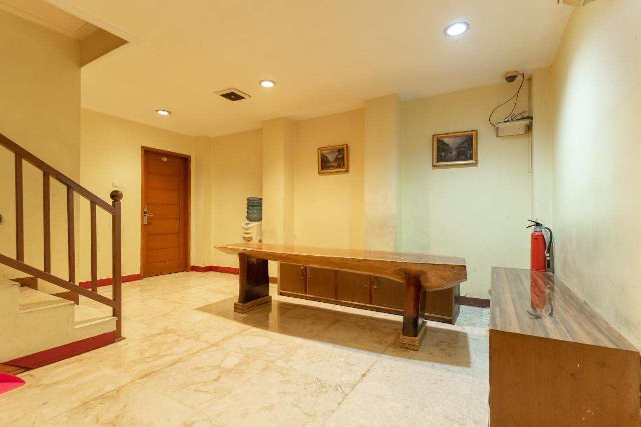 Reddoorz Near Stasiun Juanda *