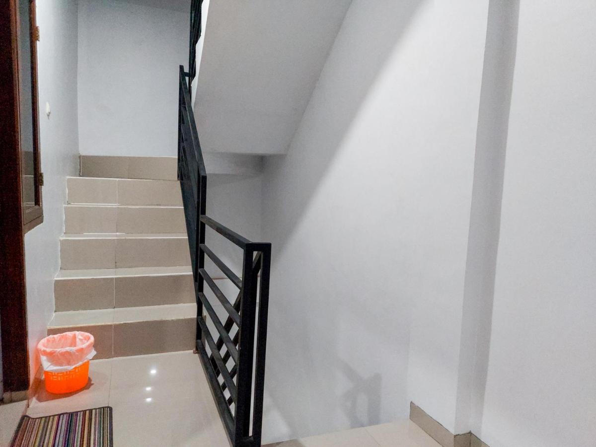 Hotel Benhill Syariah 2 Mitra Reddoorz Jakarta