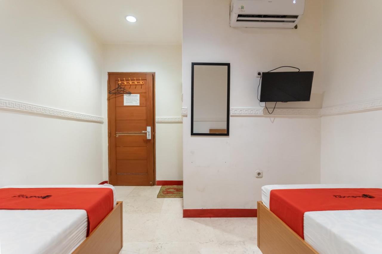 Reddoorz Near Stasiun Juanda Jakarta