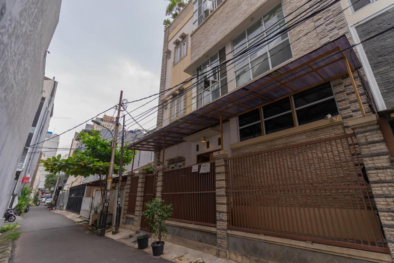 Kebon Kacang Residence Redpartner Jacarta