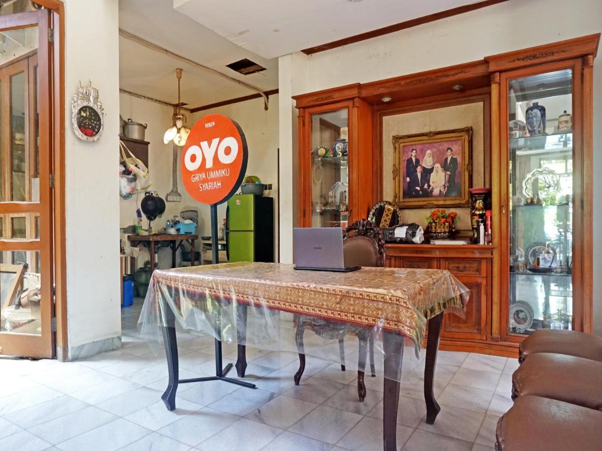 Oyo 90824 Griya Ummiku Syariah Jakarta