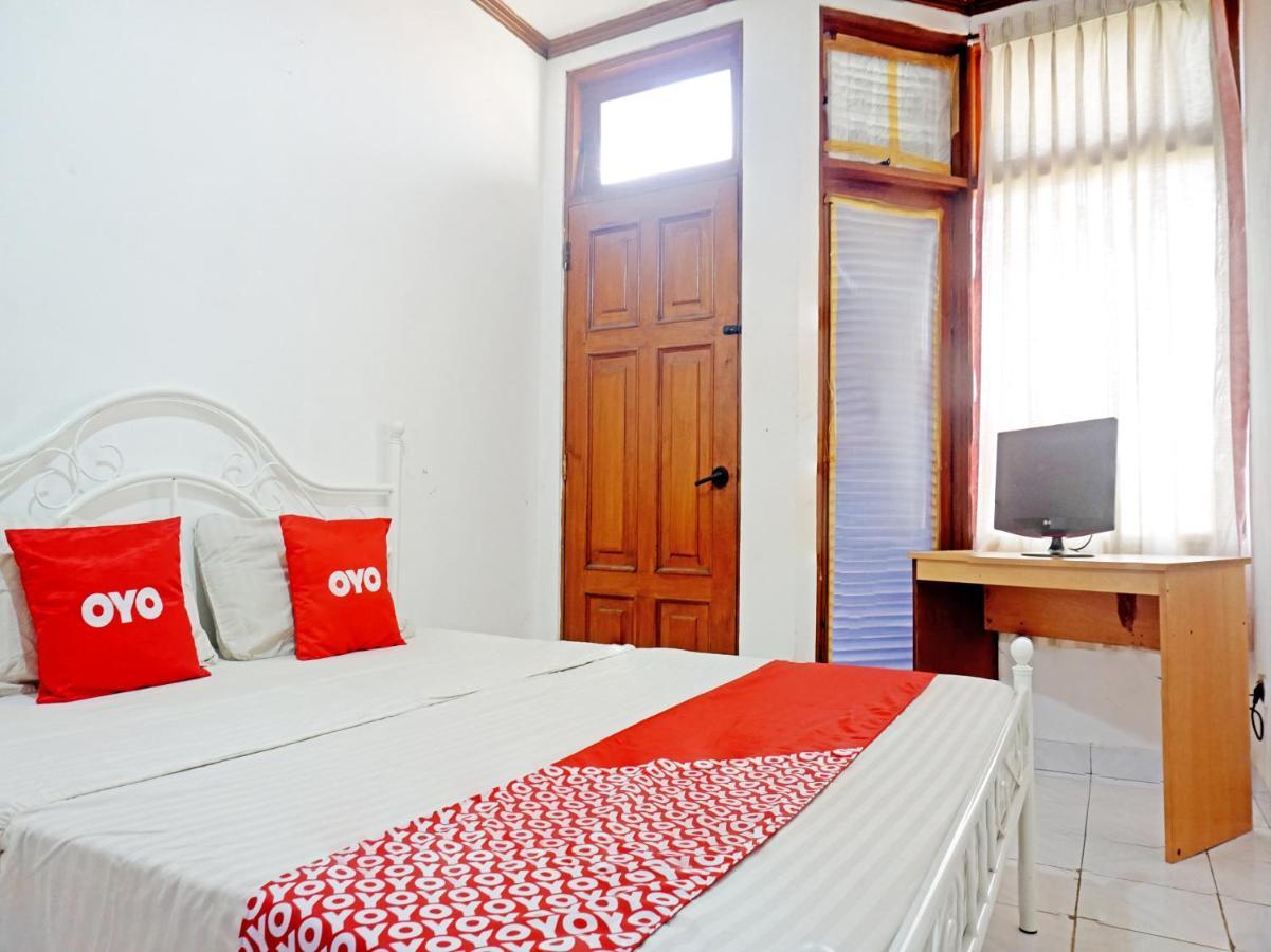 Hotel Oyo 90824 Griya Ummiku Syariah 2*