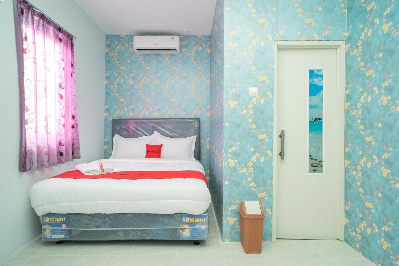 Reddoorz Near Itc Cempaka Mas 2 Jakarta