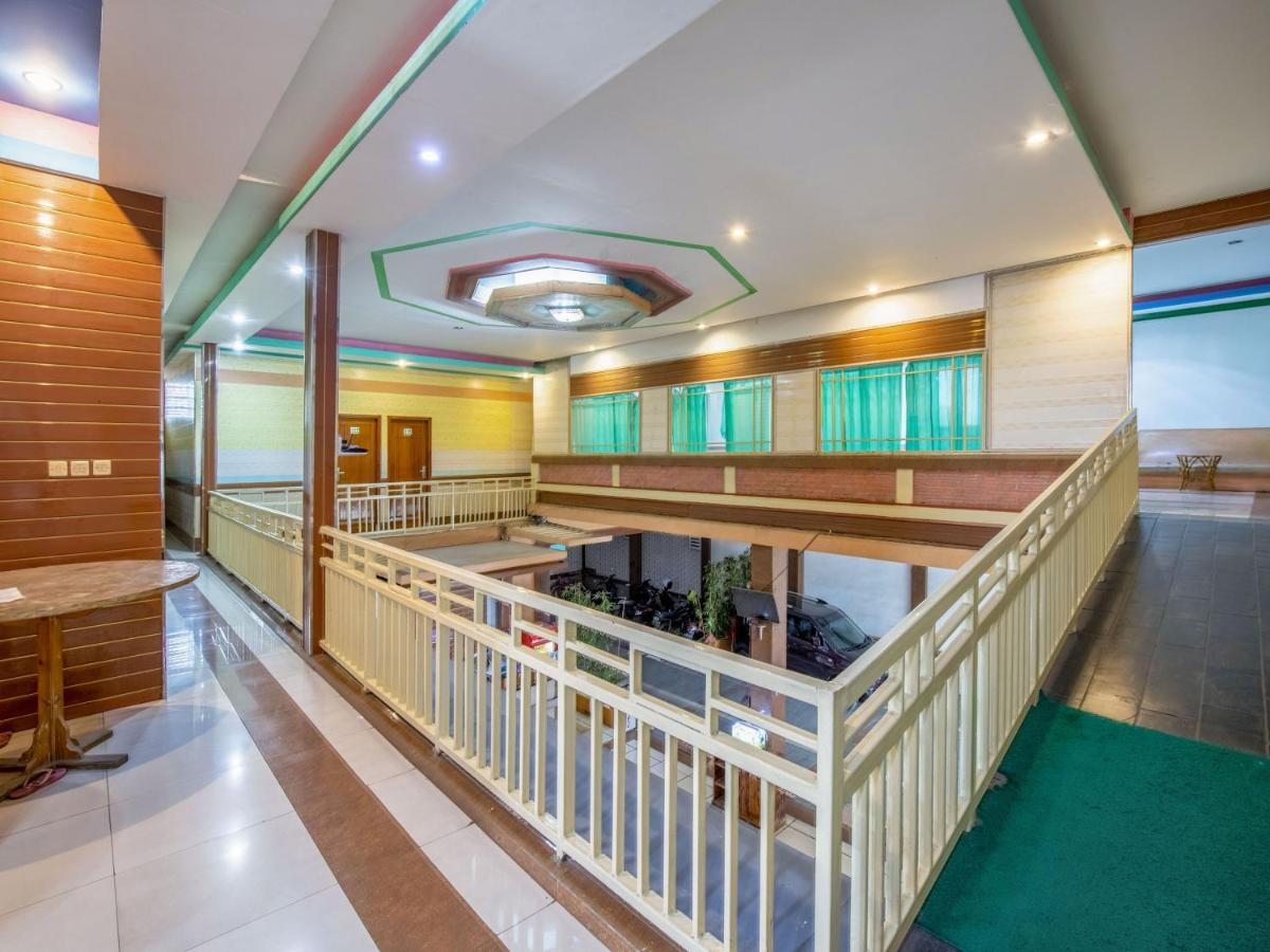 Sahabat 2 Hotel