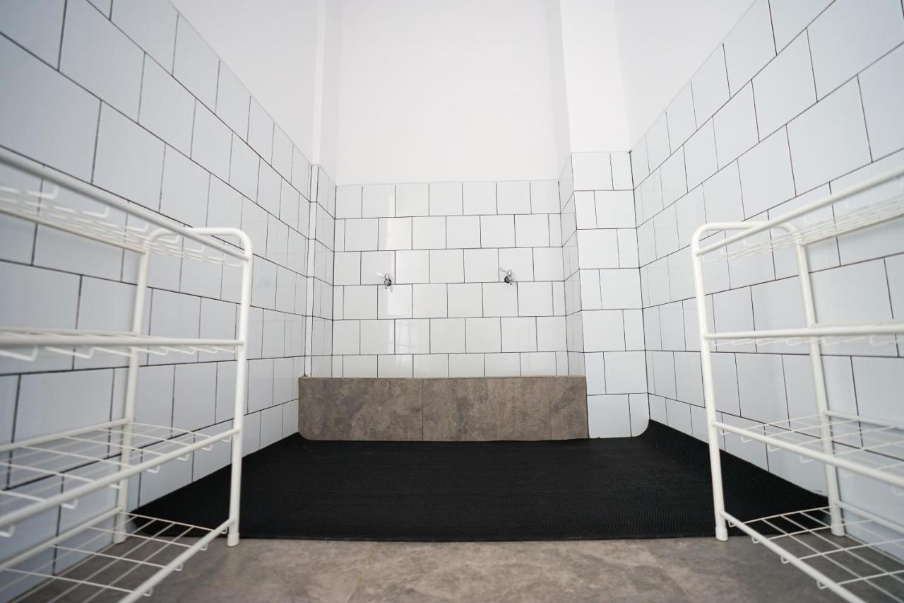 Capsule hotel Bobopod Juanda,