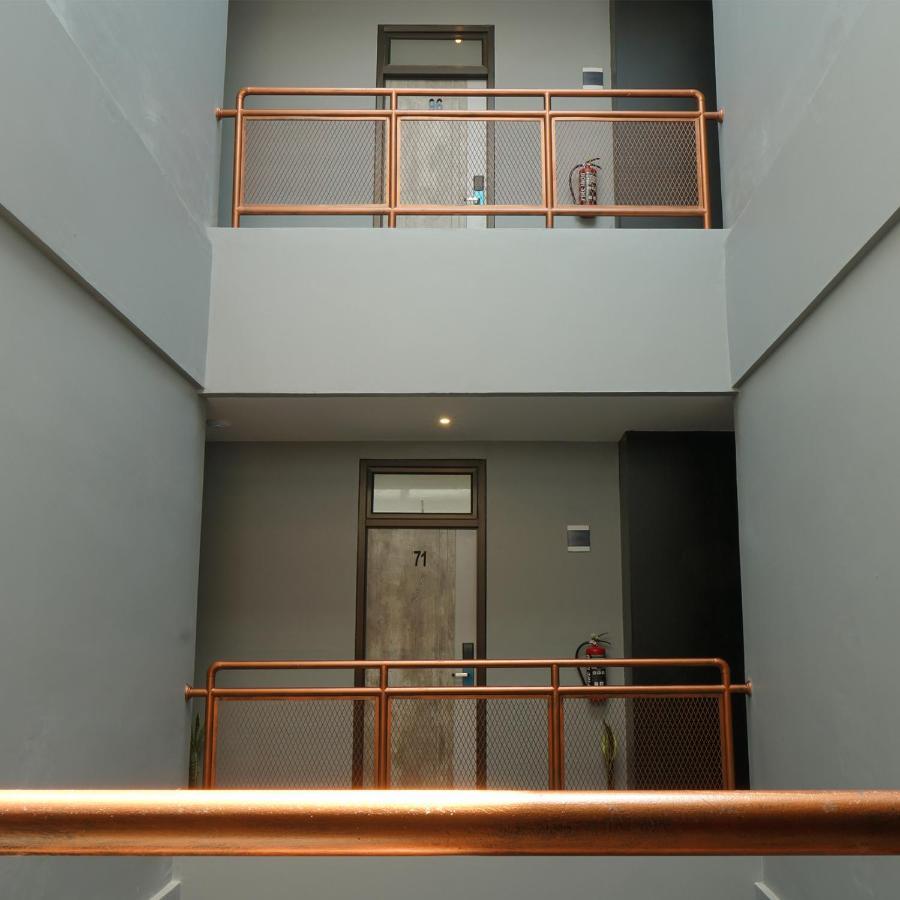 Dparagon Menteng Apartment *