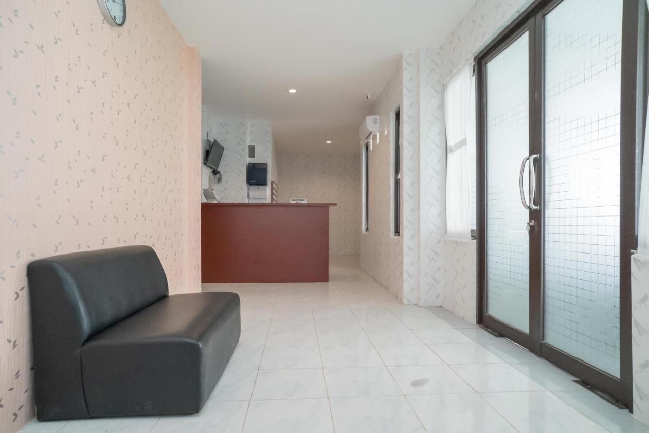 Hotel Reddoorz Near Sarinah Jakarta
