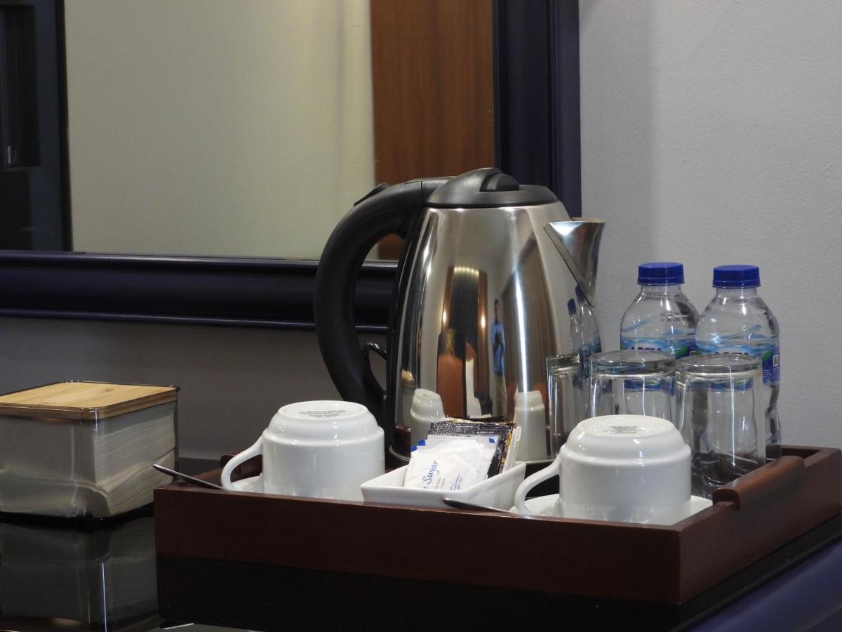 Maxwell Hotel 3*