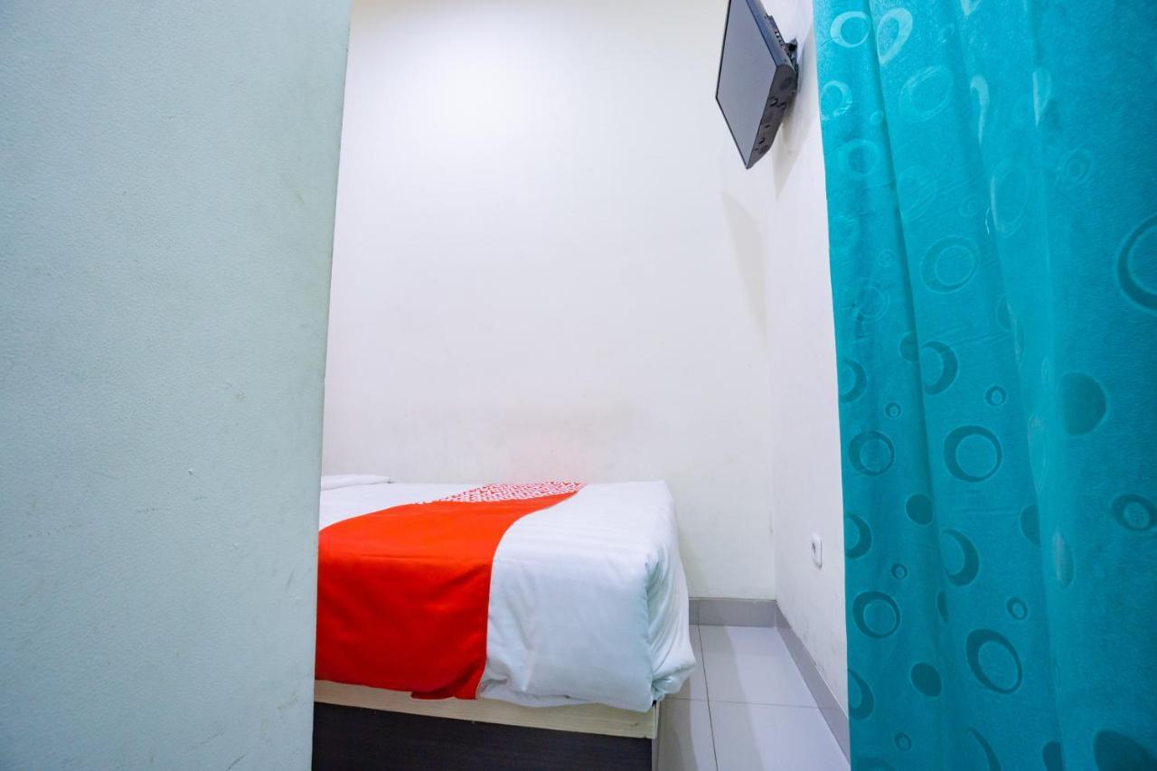 Oyo 2357 Syariah Grand Raudhah 2*