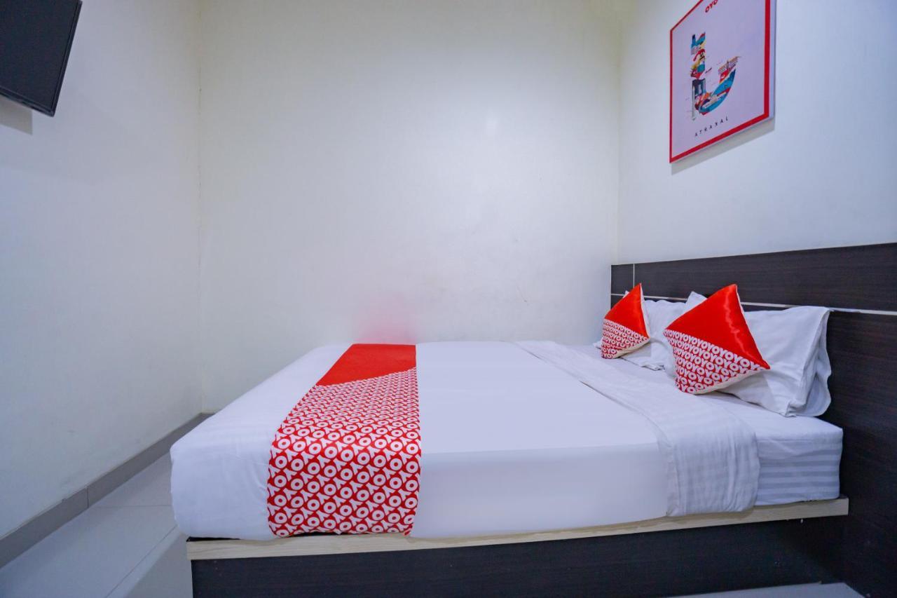 Hotel Oyo 2357 Syariah Grand Raudhah Jakarta