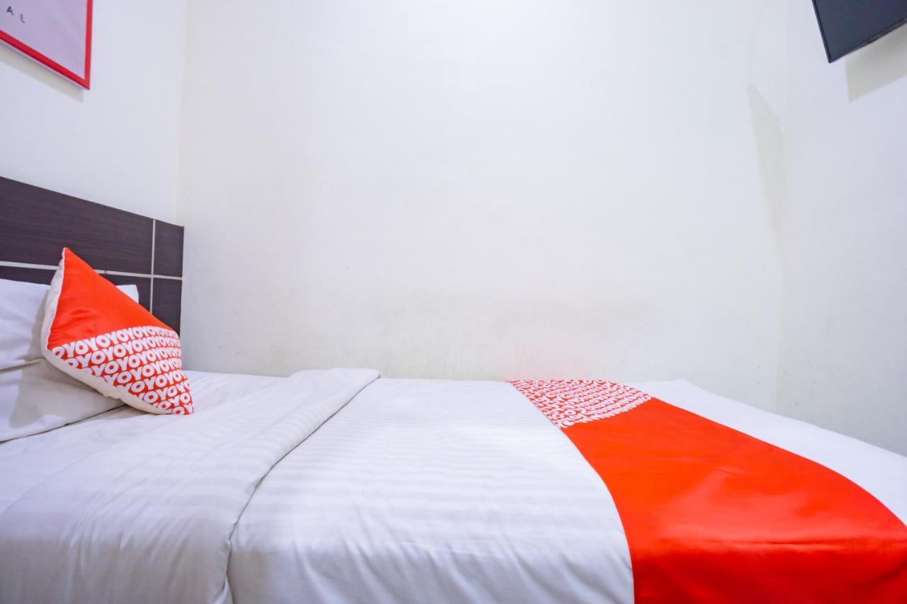 Hotel Oyo 2357 Syariah Grand Raudhah Jakarta