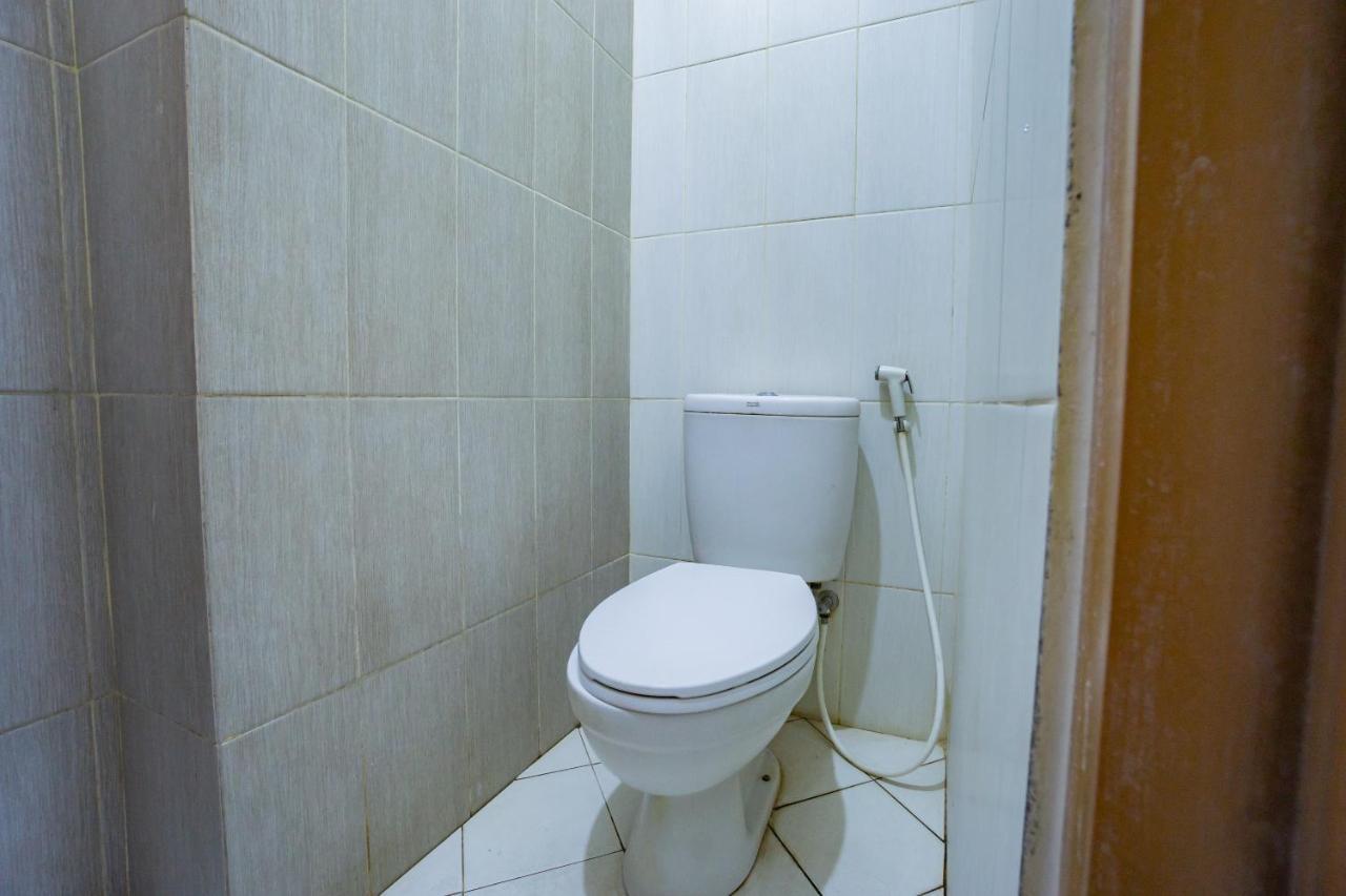 Oyo 2357 Syariah Grand Raudhah 2* Jakarta