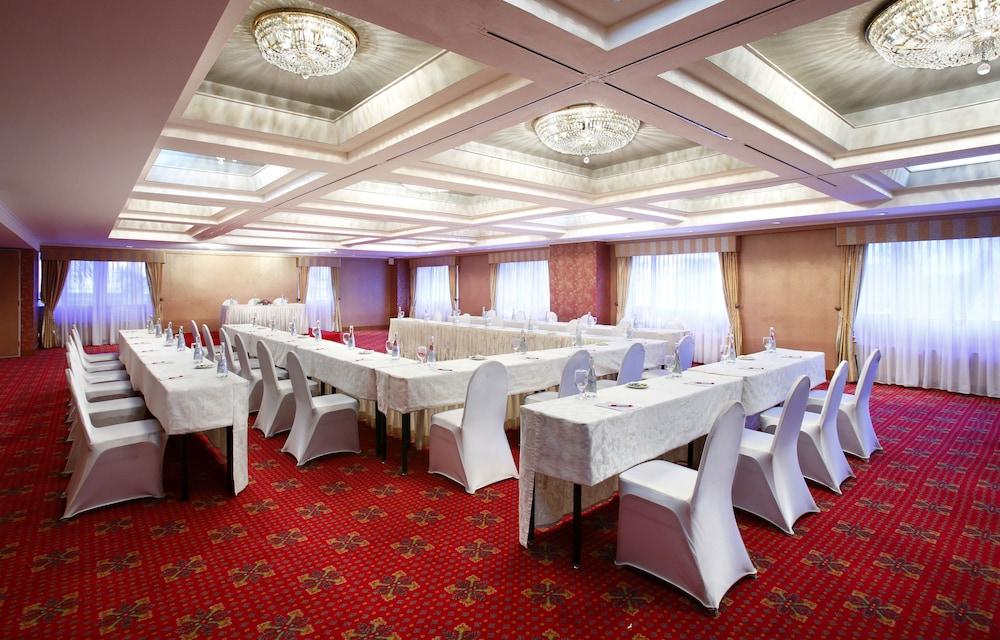 Hotel Ambhara 4*