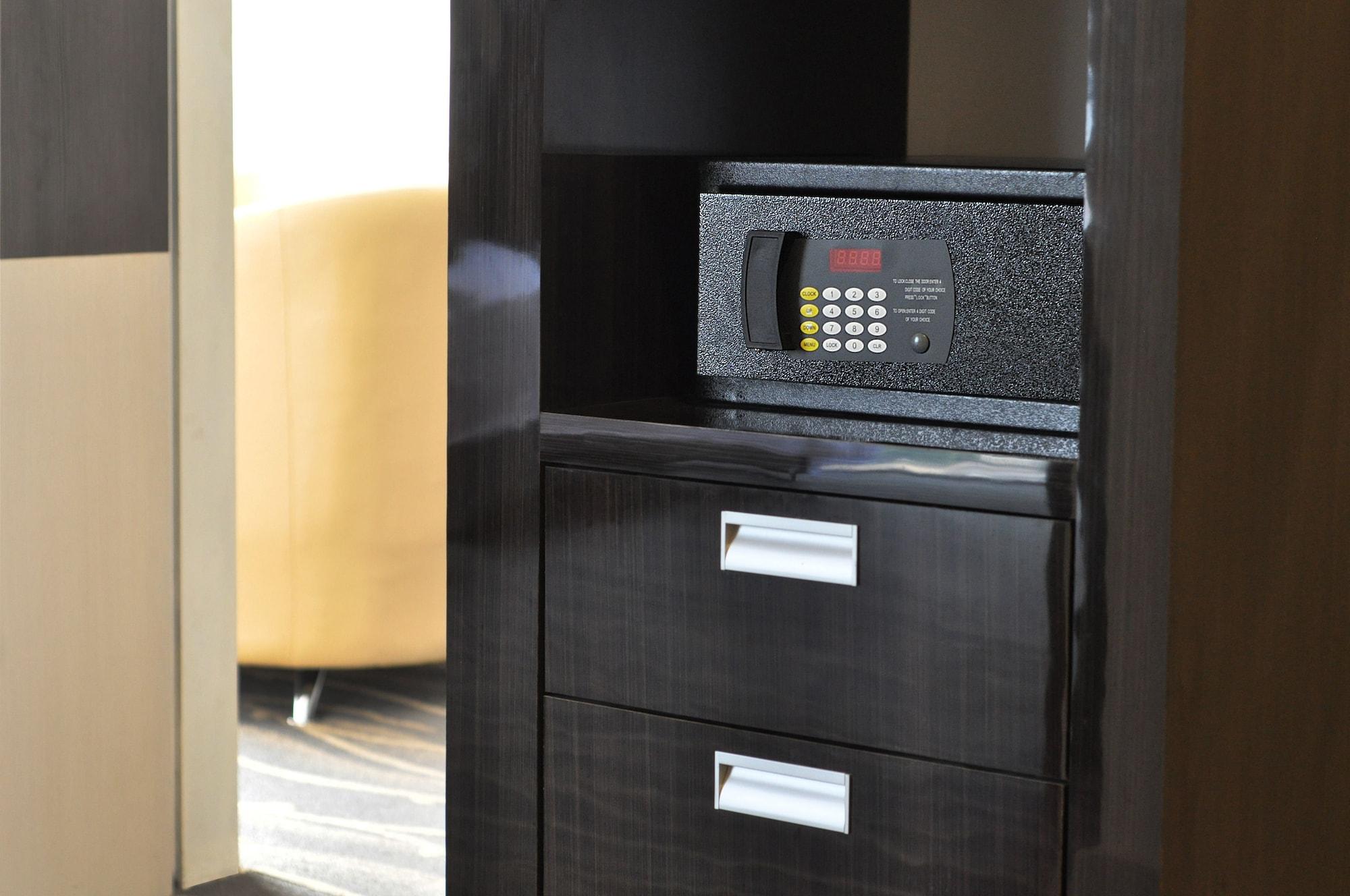 Dreamtel Hotel 3*