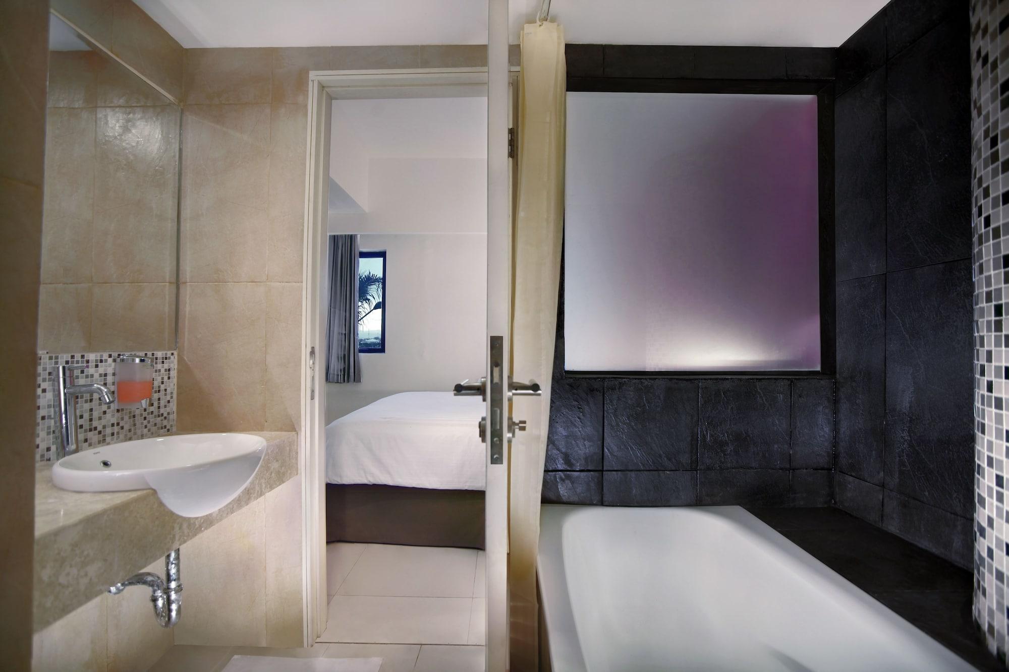 Hotel Favehotel Pgc Cililitan 3*