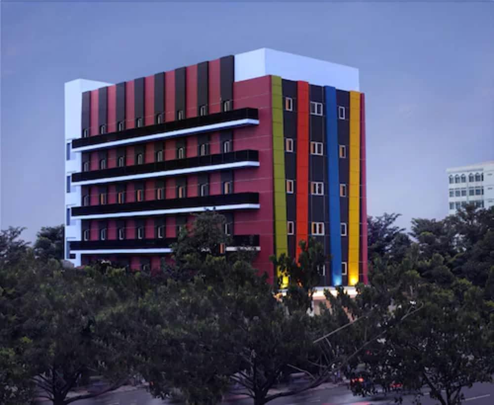 Hotel Amaris Senen