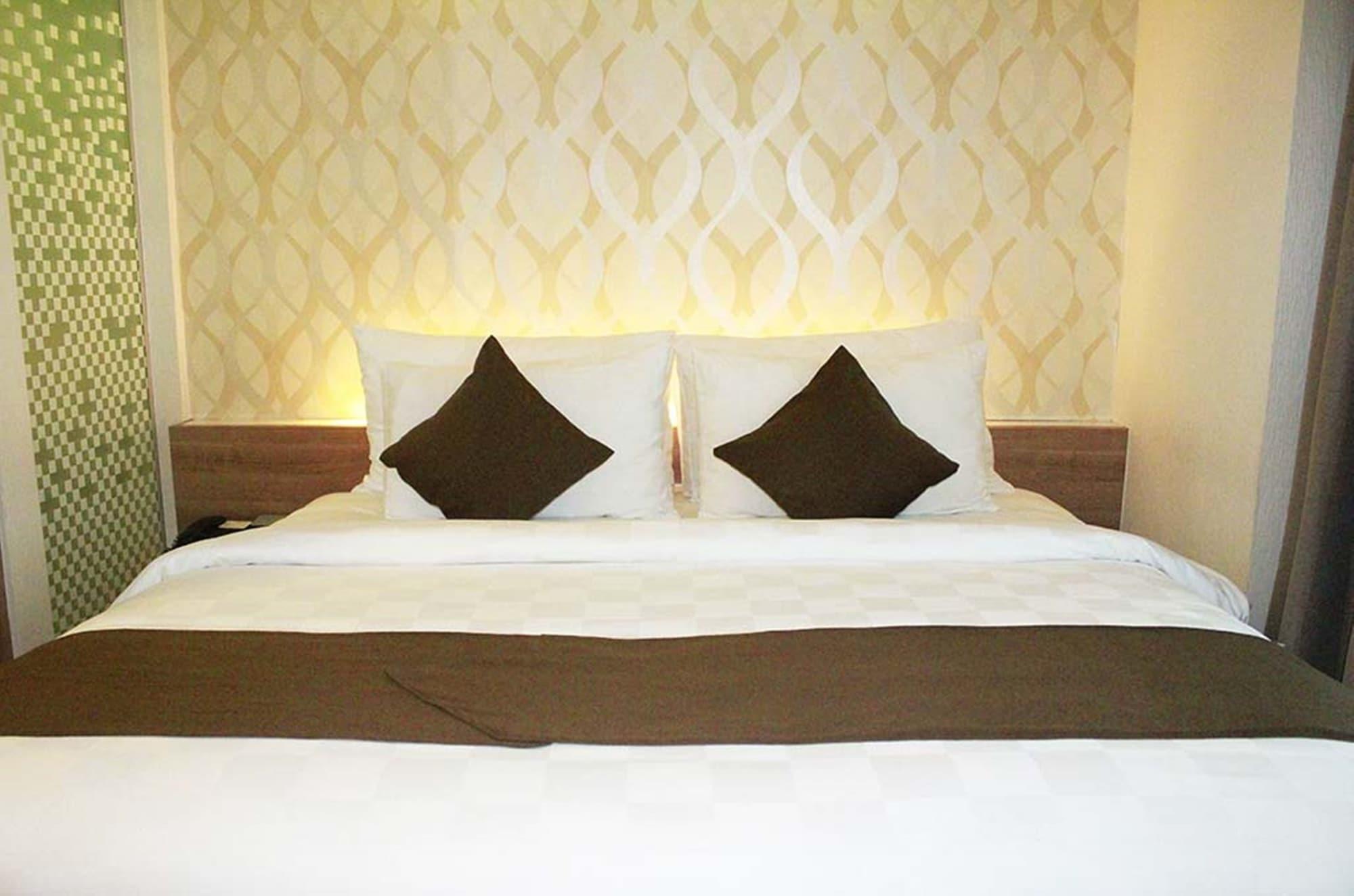 Hotel Gp Mega Kuningan 3*