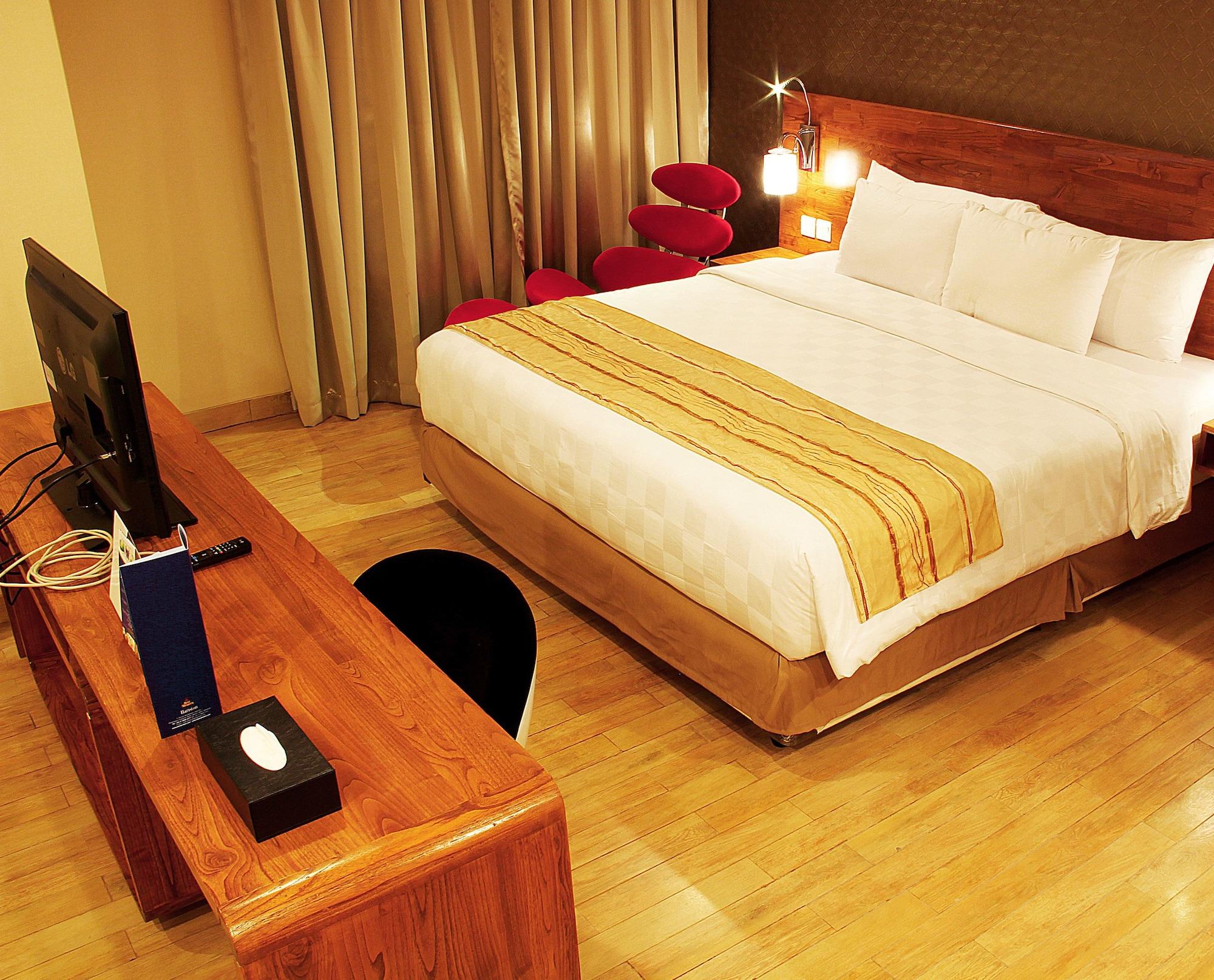 Hotel Hariston & Suites, Pluit - 4*