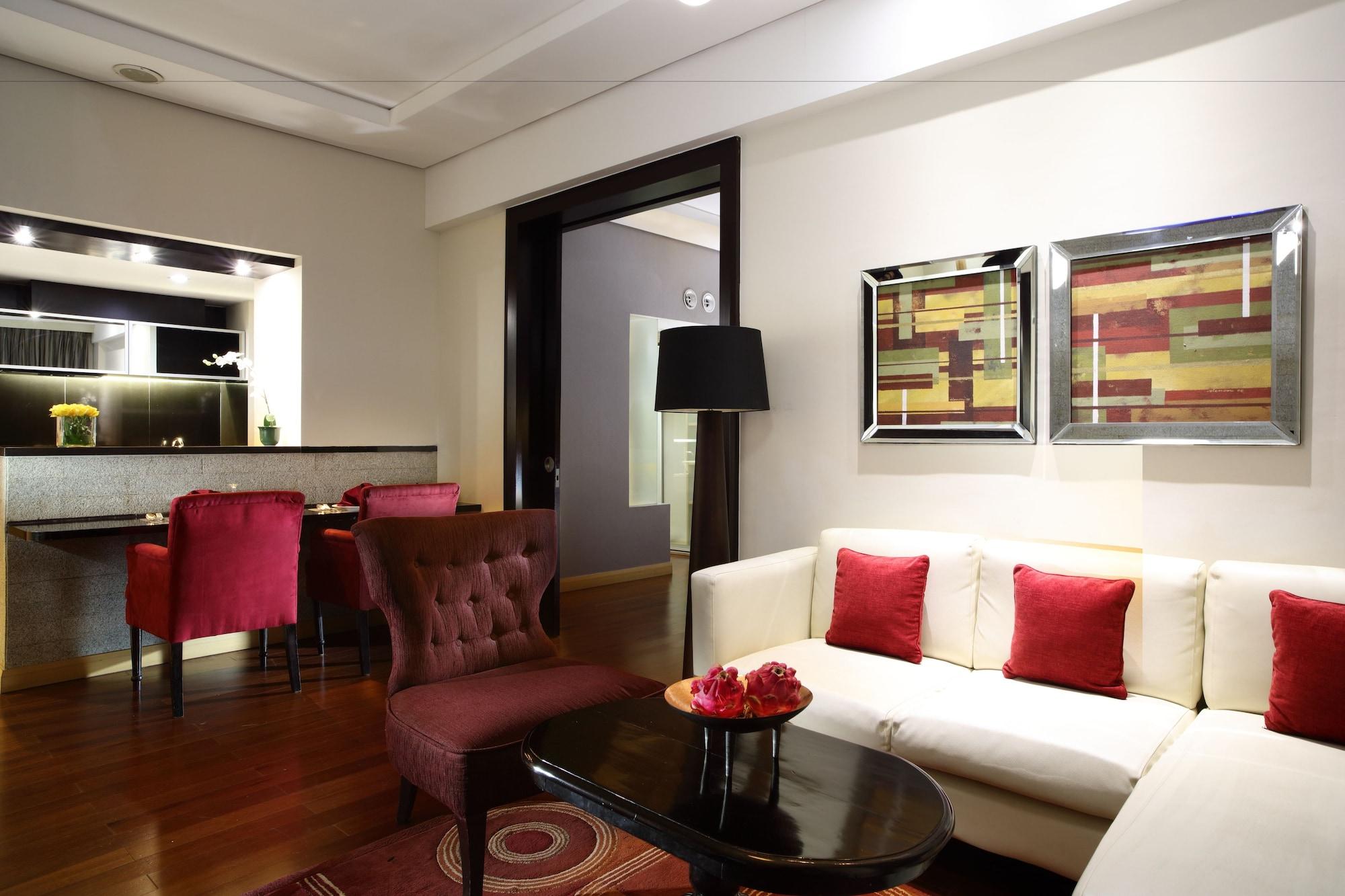 Khách sạn Grandkemang