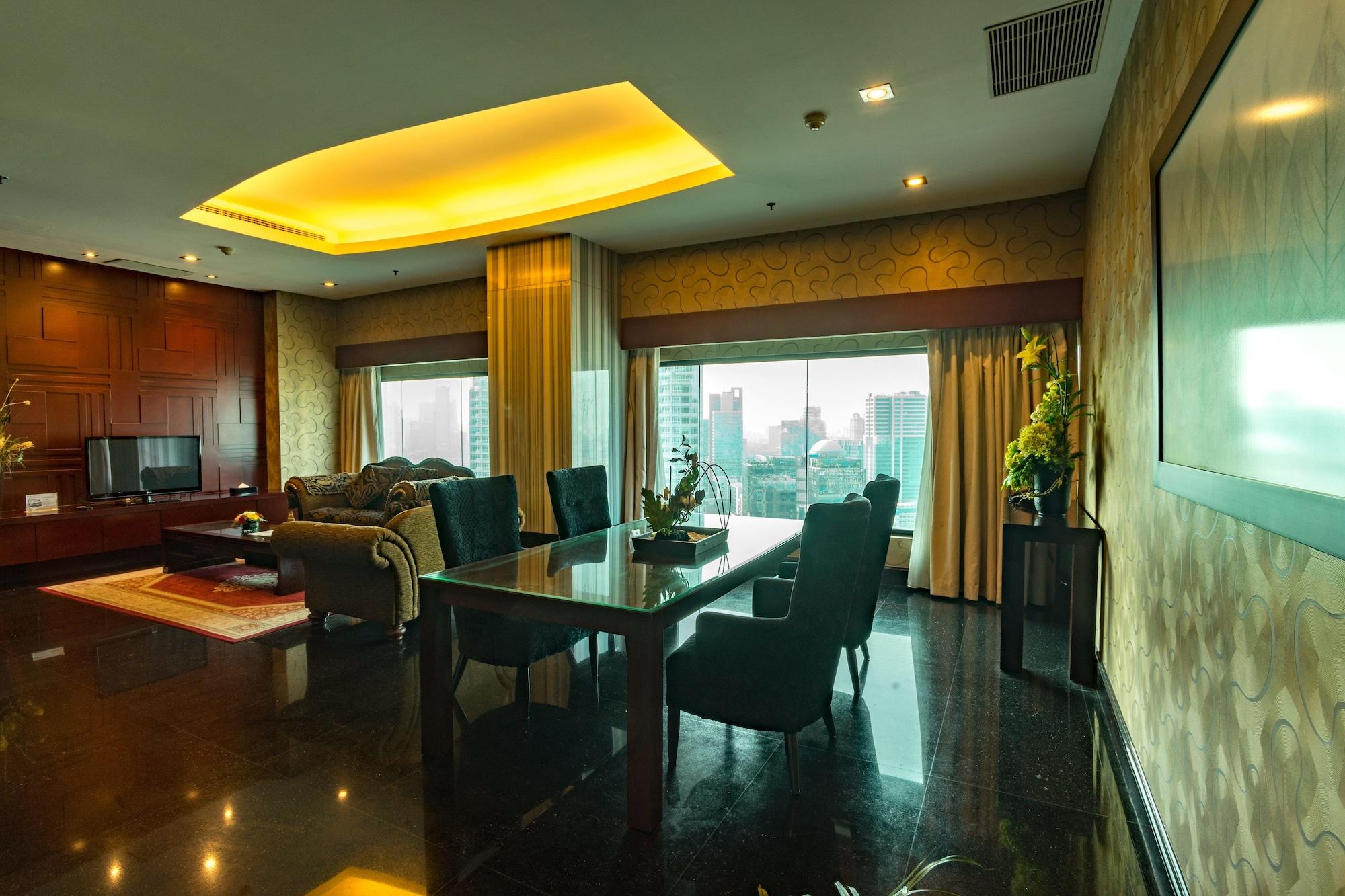 Manhattan Hotel Jakarta Hotel 5*