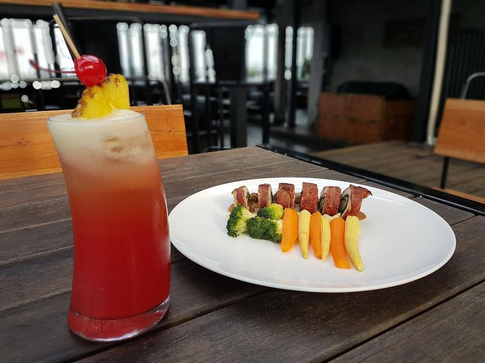 Liberta Kemang Hotel 3*
