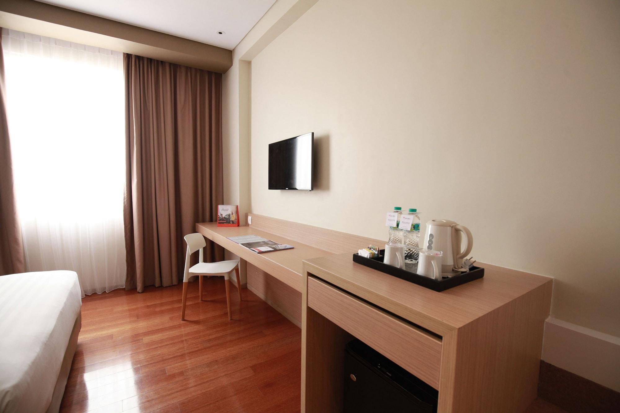 Hotel Citadines Connect Airport Jakarta 3*
