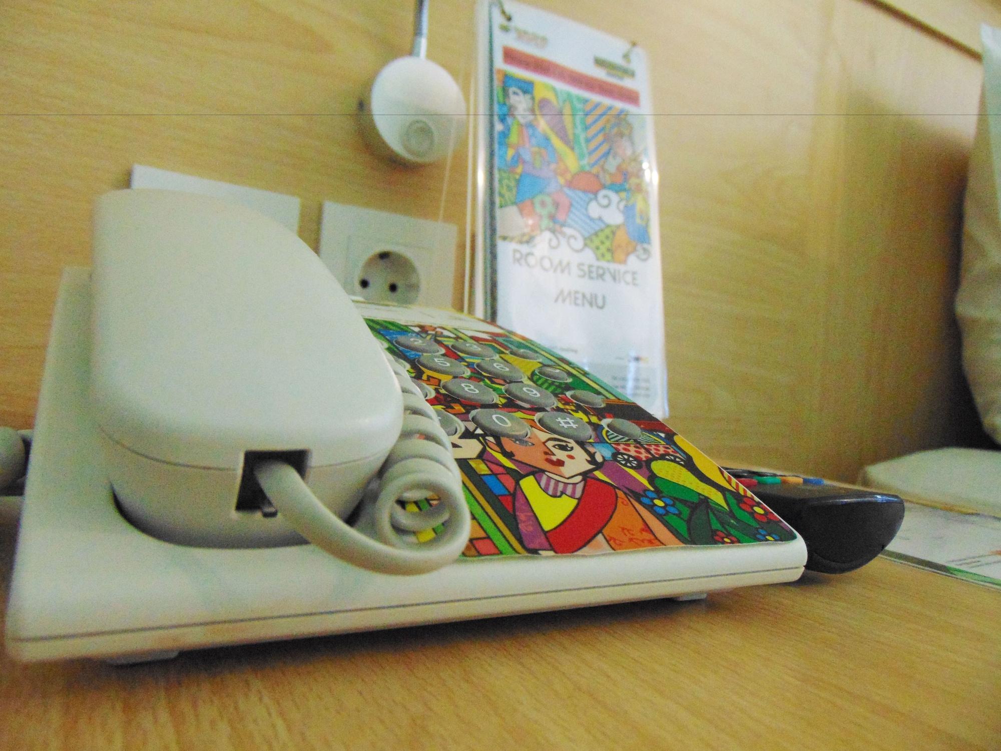 Maxonehotels.com At Kramat Jakarta